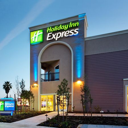 Holiday Inn Express Benicia, An Ihg Hotel Екстериор снимка