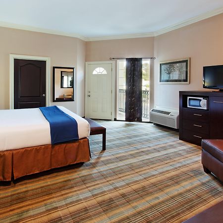 Holiday Inn Express Benicia, An Ihg Hotel Стая снимка